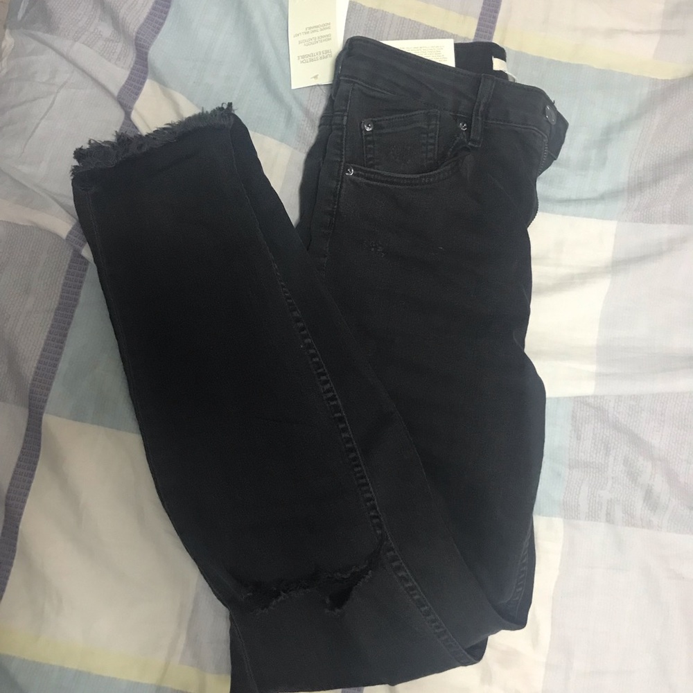 H&M dark gray Ripped Jeans - Picture 4 of 4